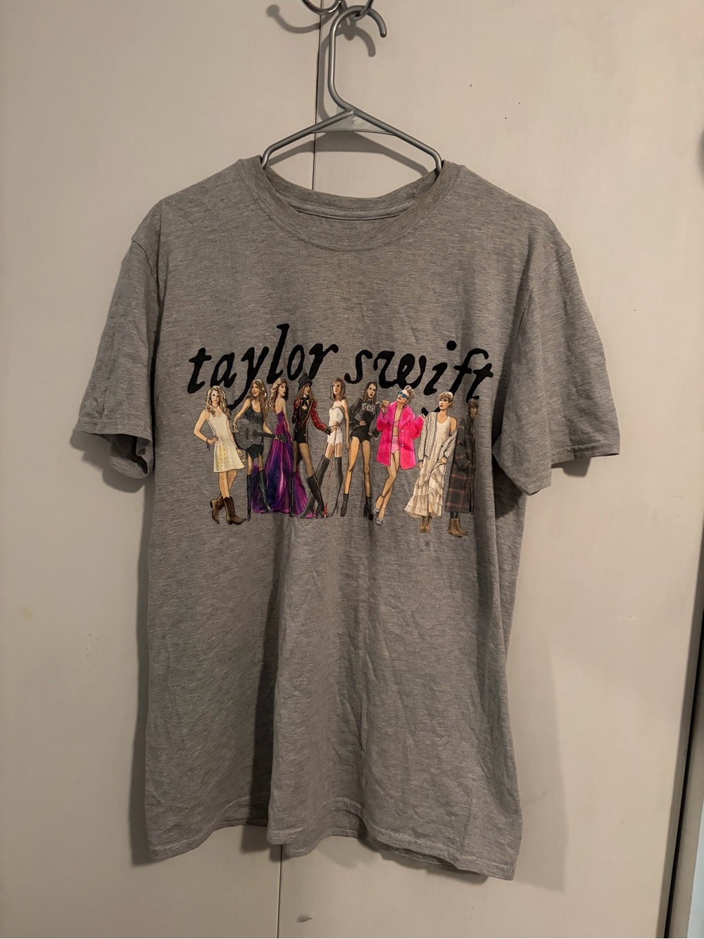 Taylor Swift Era's Shirt Debut-Evermore